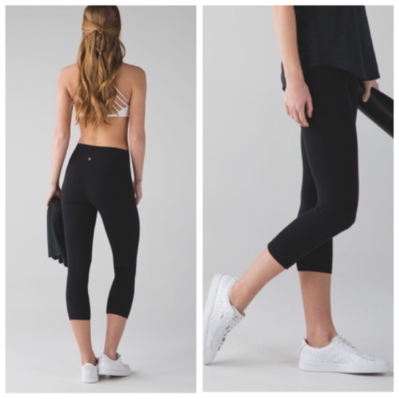 lululemon athletica Pants - Lululemon Crop 26 inch long